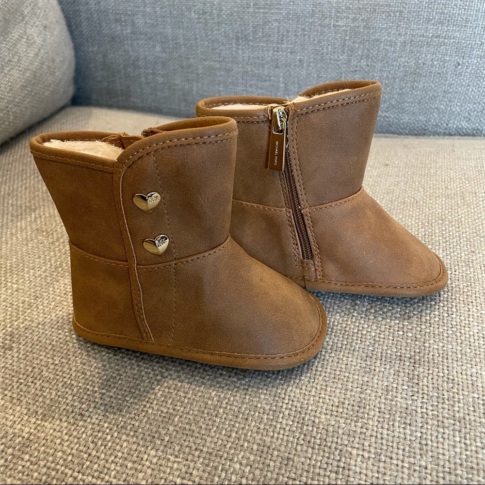 Michael Kors Winter Boots Size 4